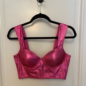 superdown metallic pink crop top